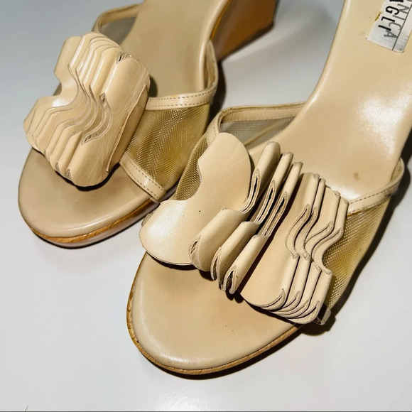 Monica Magli Tan Flutter Mesh Inset Slip-on Wooden Wedged Sandals 6 Women’s - Picture 3 of 12